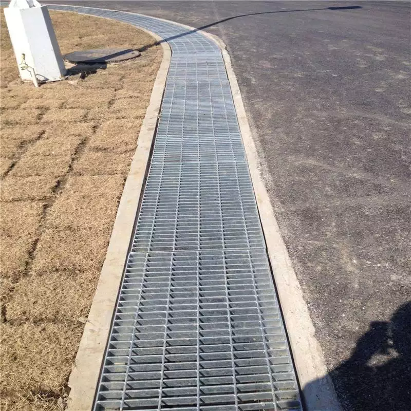 Čelične rešetke za odvodne sustave: Snaga i pouzdanost u urbanoj infrastrukturi